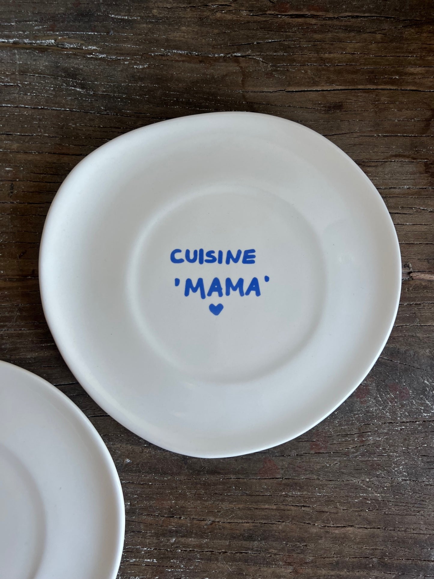 Sisi plate, Cuisinè Mama