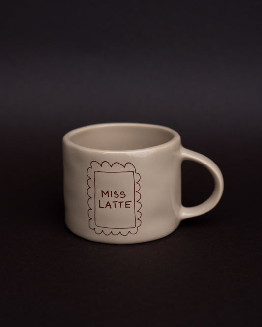 Sisi mug, Miss Latte