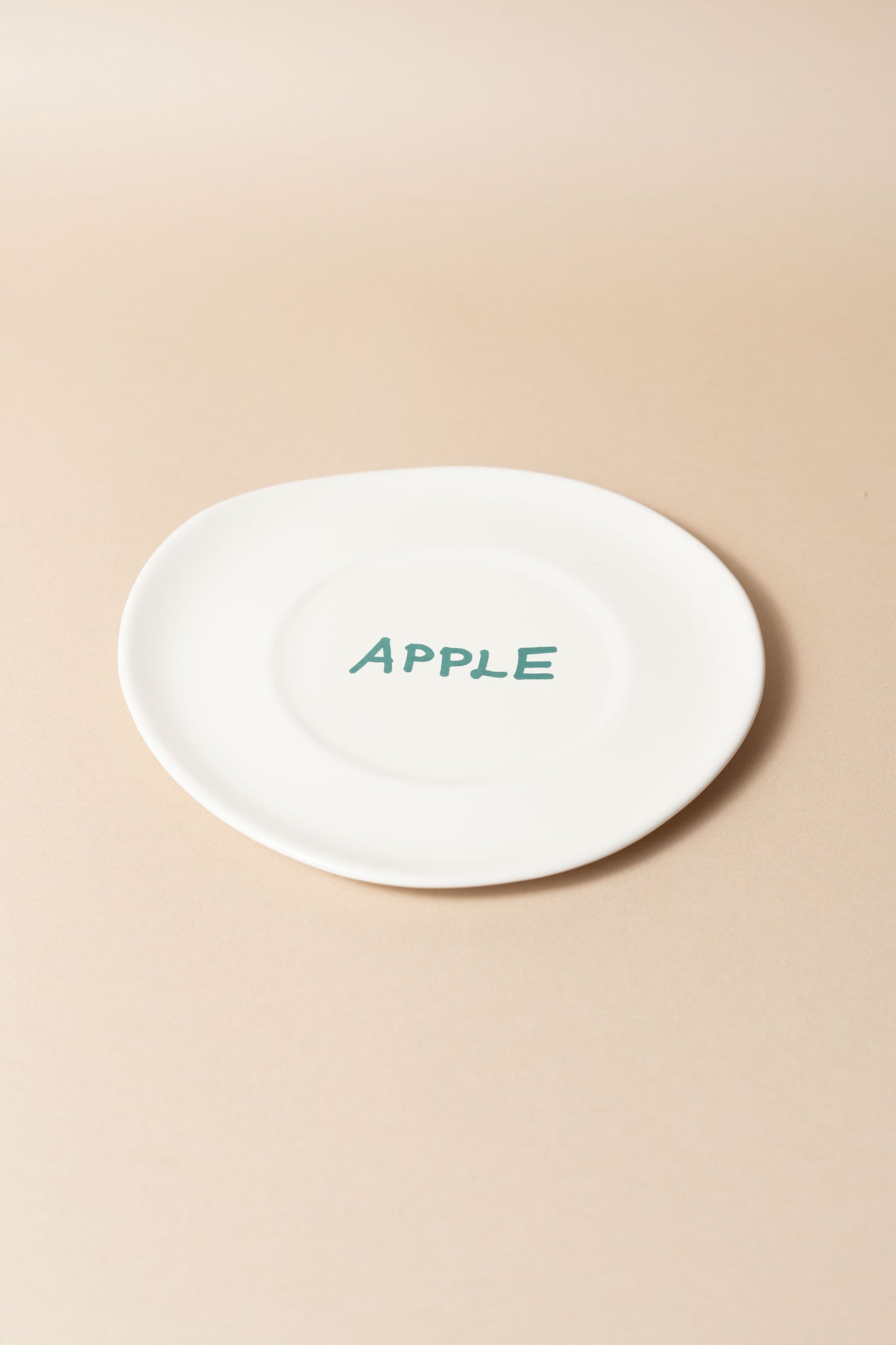 Sisi plate, apple