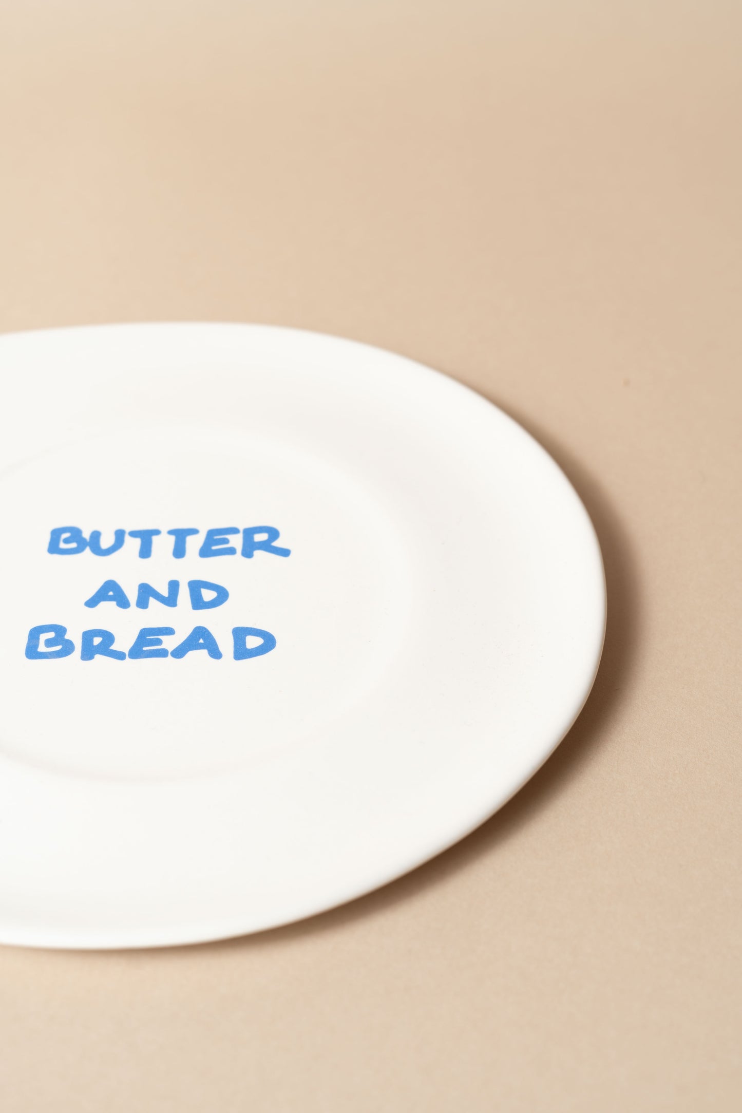 Sisi plate, Butter and bread