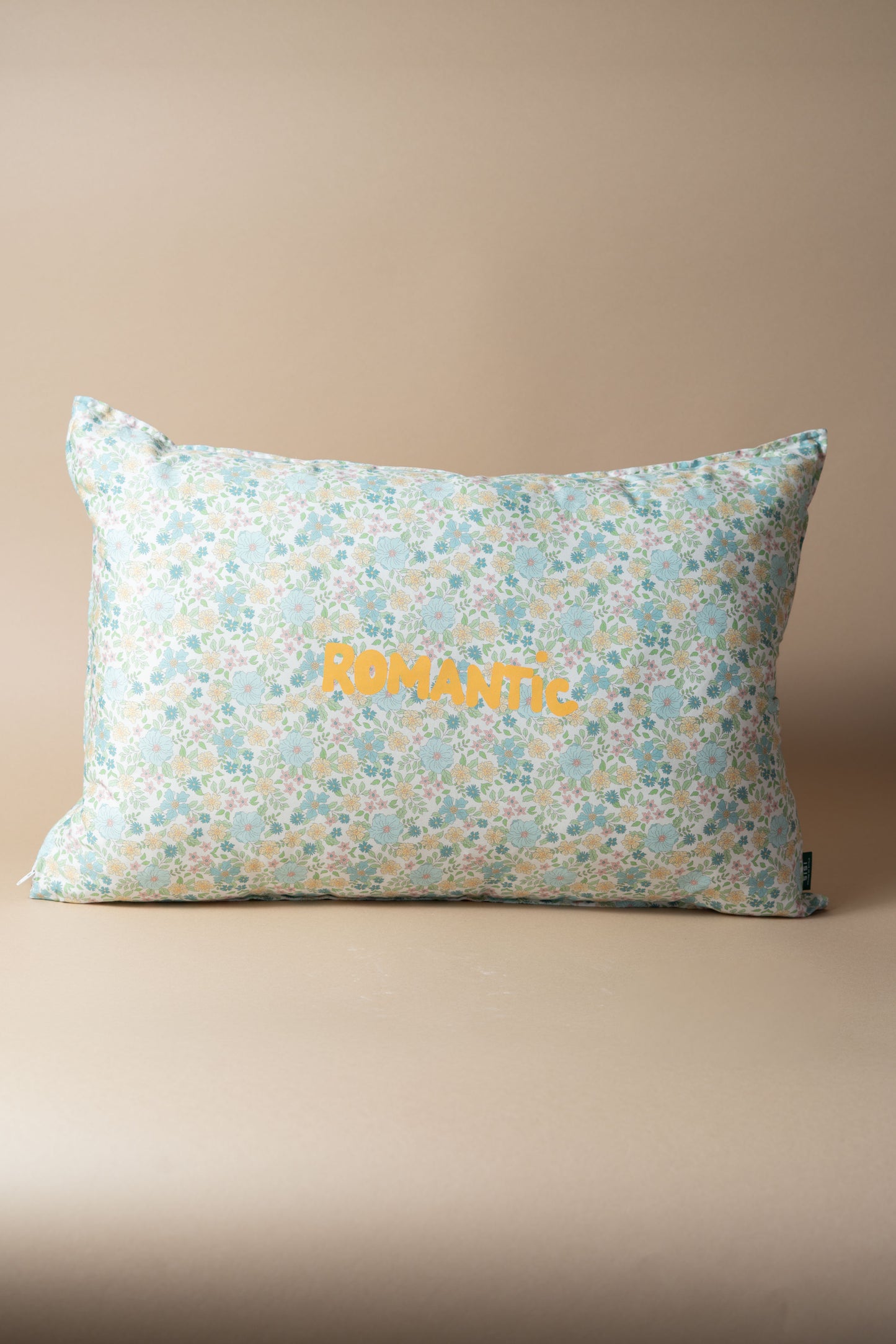 cushion Romantic 60x40cm