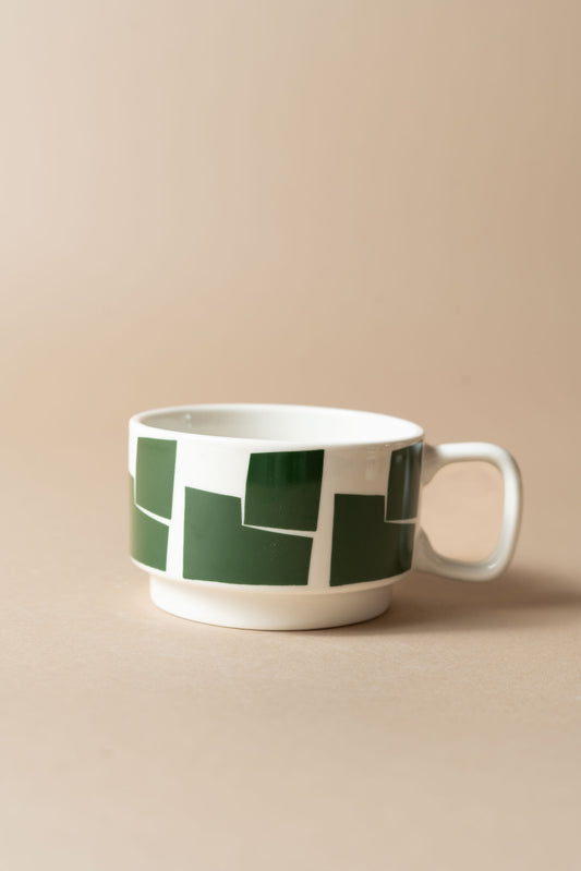Sisi cup, green graphic design