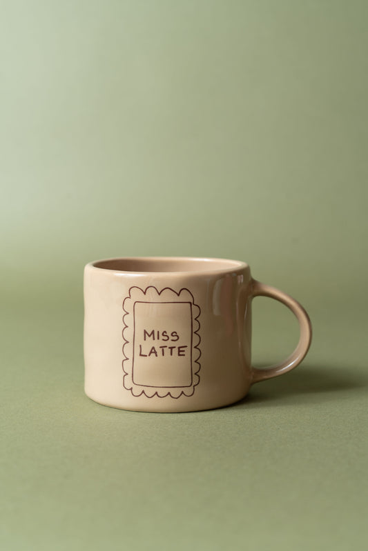 Sisi mug, Miss Latte