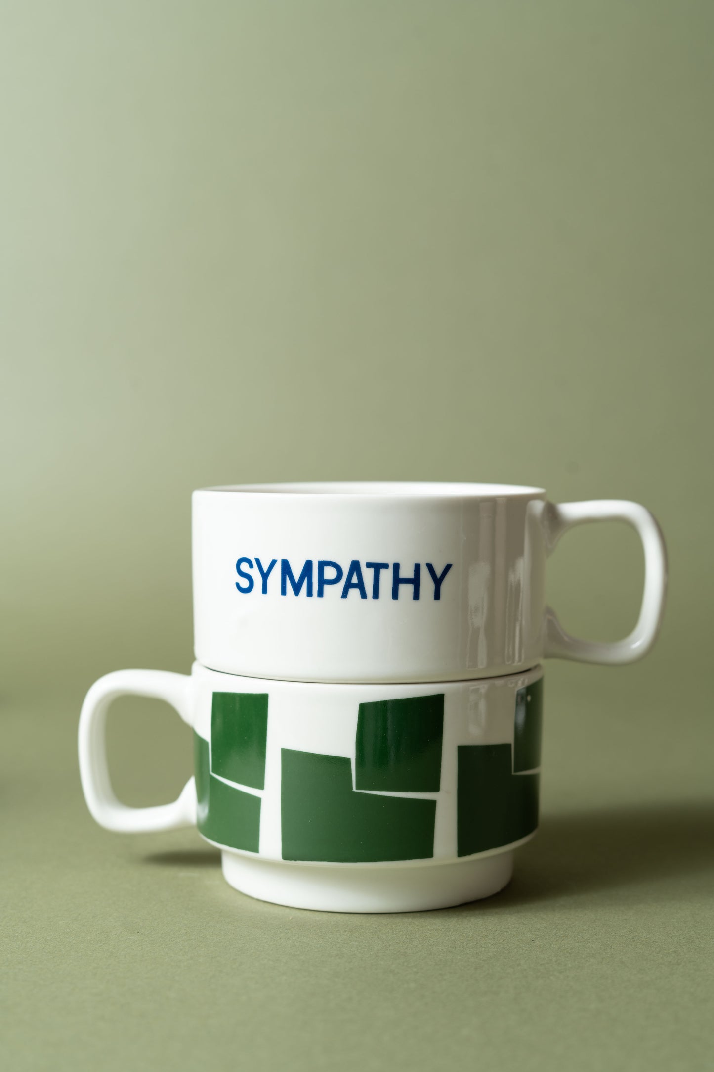 Sisi cup, brown mix graphic