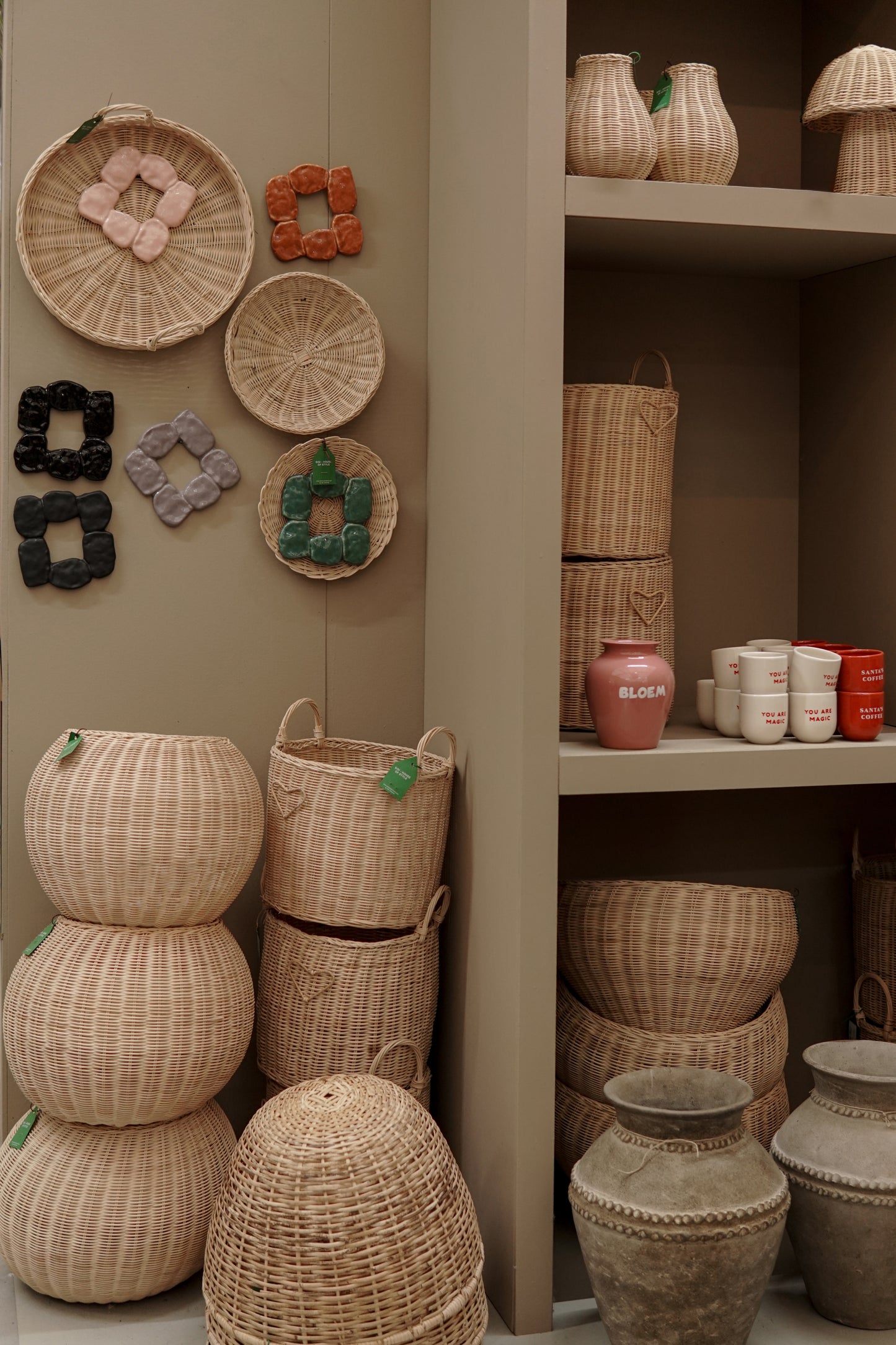 Sisi rattan, Round basket