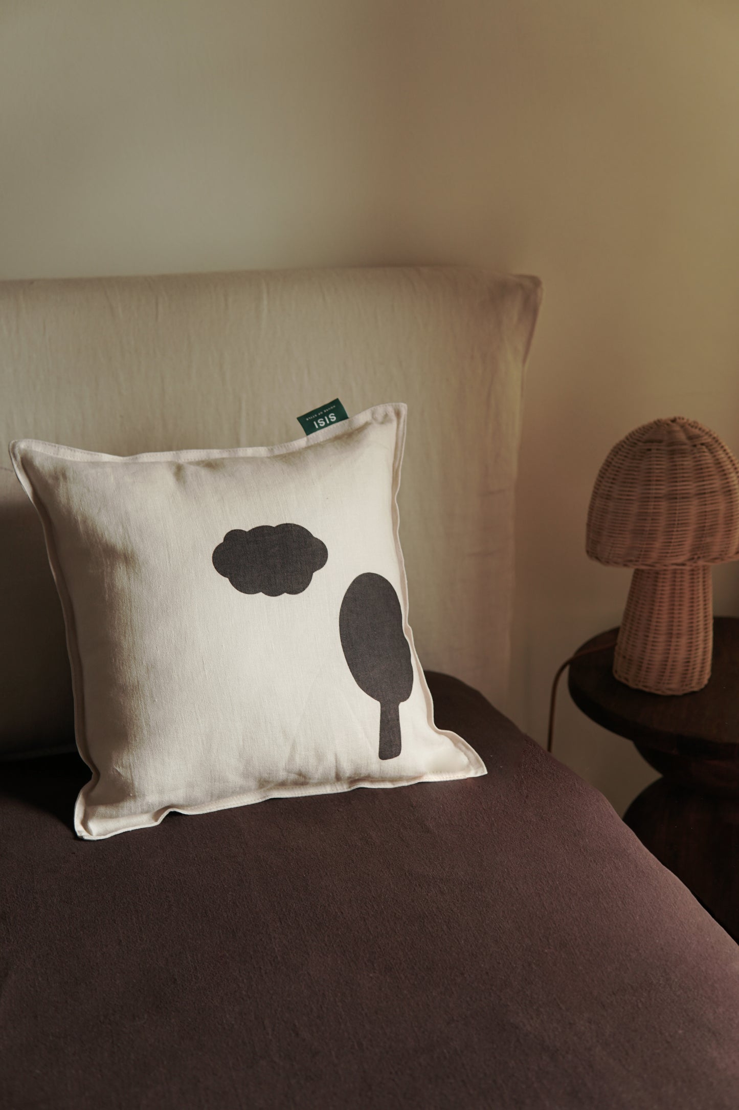 Sisi linen cushion, Cloud & tree