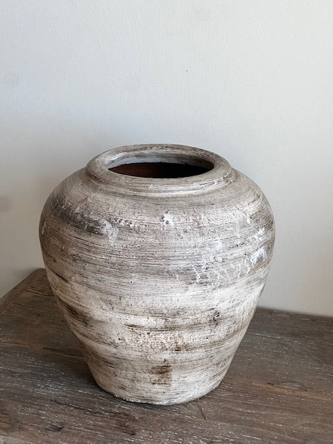 Sisi, Terracota vase miss Ana