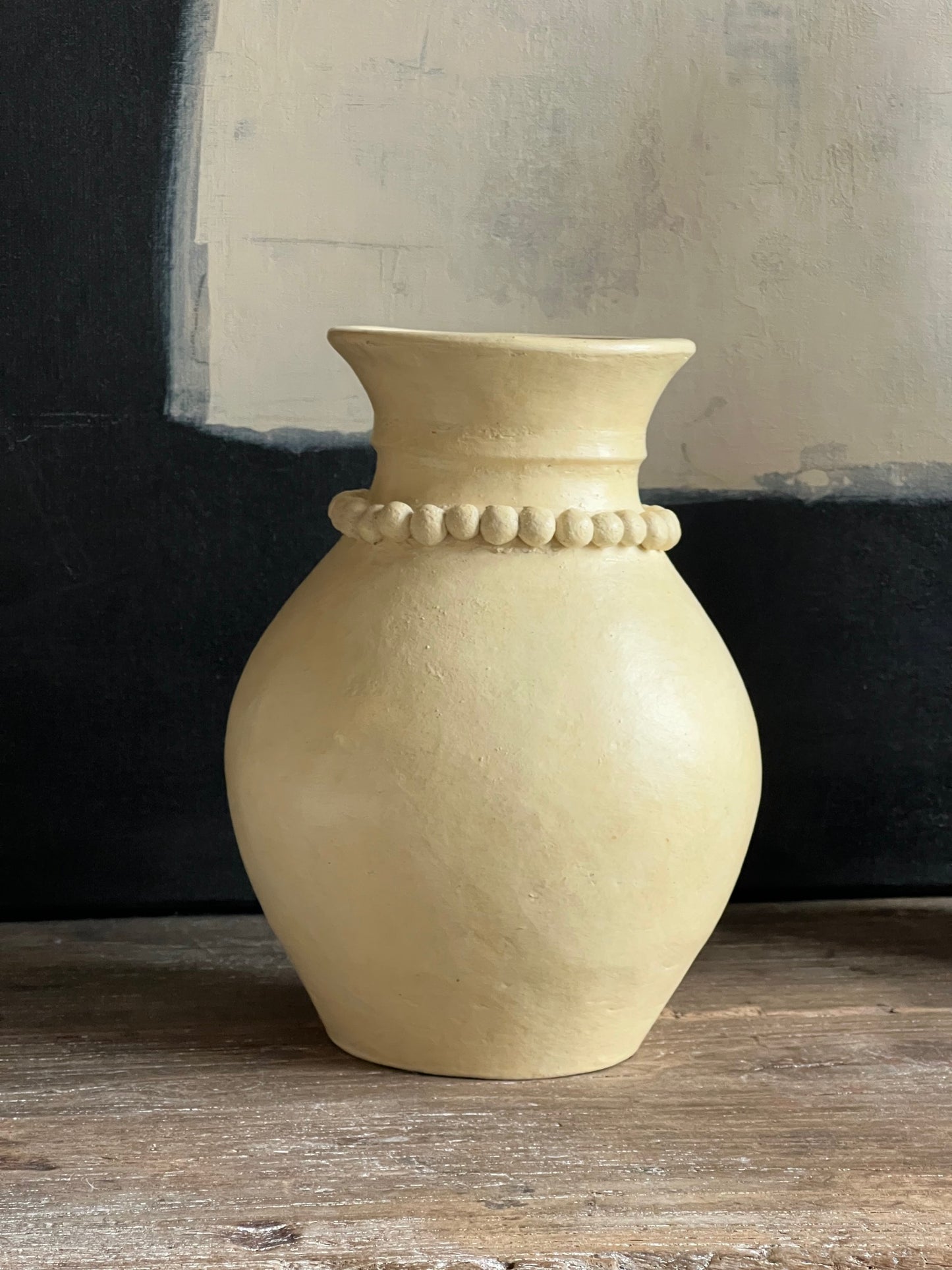 Terracotta vase, Sisika
