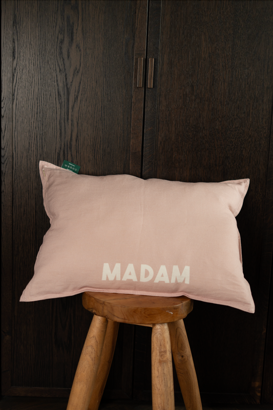 Sisi linen cushion, Madam