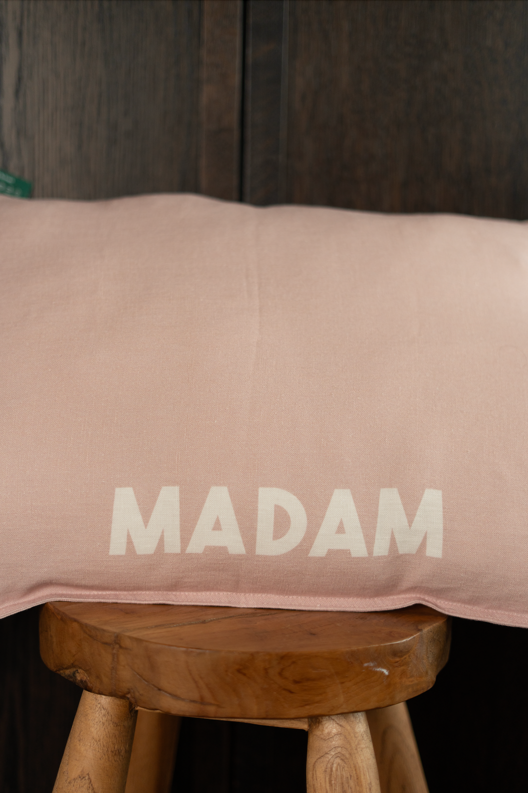 Sisi linen cushion, Madam