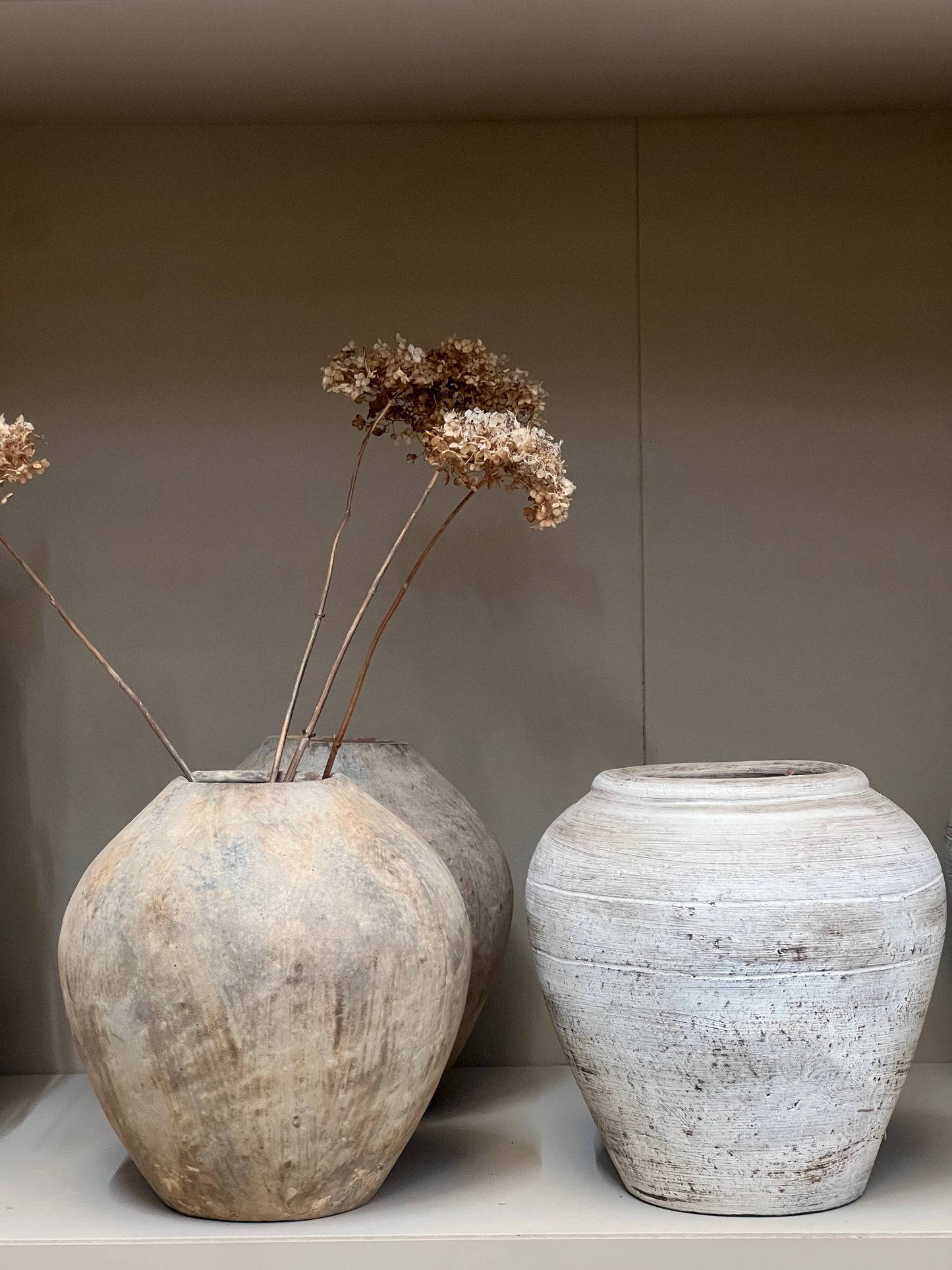 Sisi, Terracota vase miss Tina