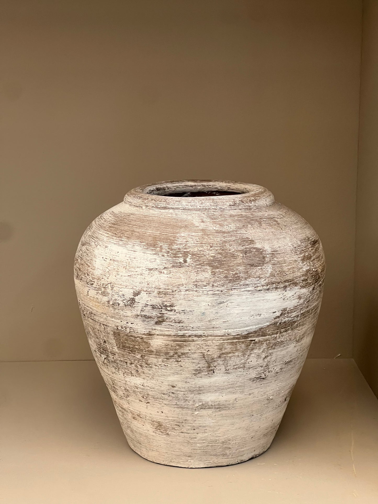 Sisi, Terracota vase miss Rozi