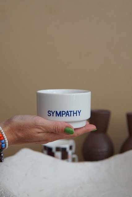 Sisi cup, sympathy